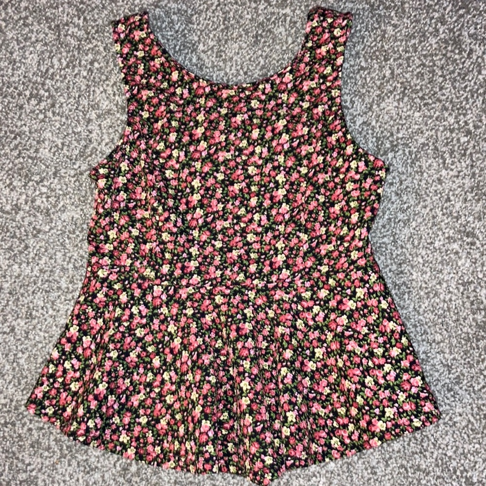 women’s shirt